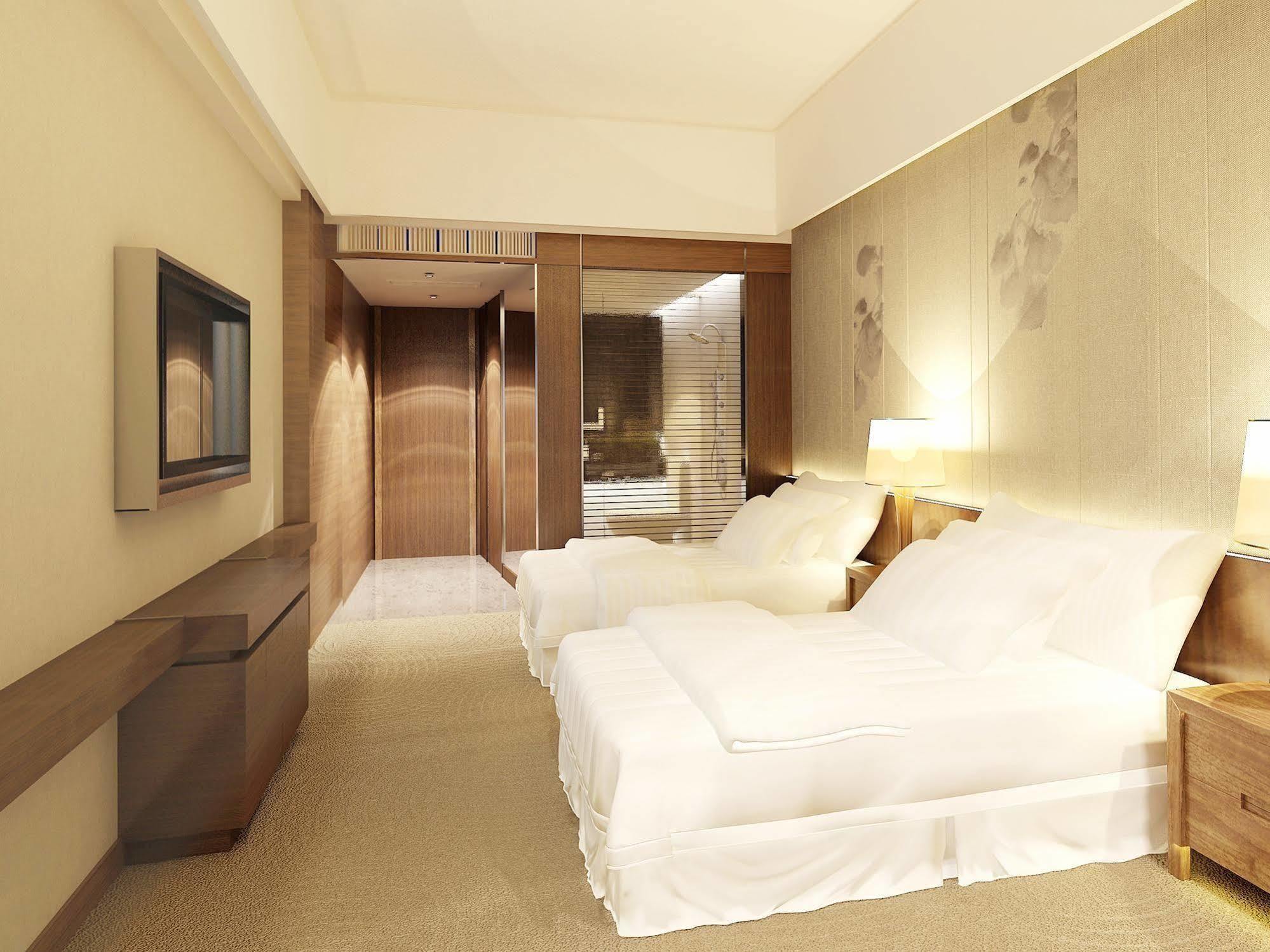 Fortune Century Hotel Джухай Екстериор снимка